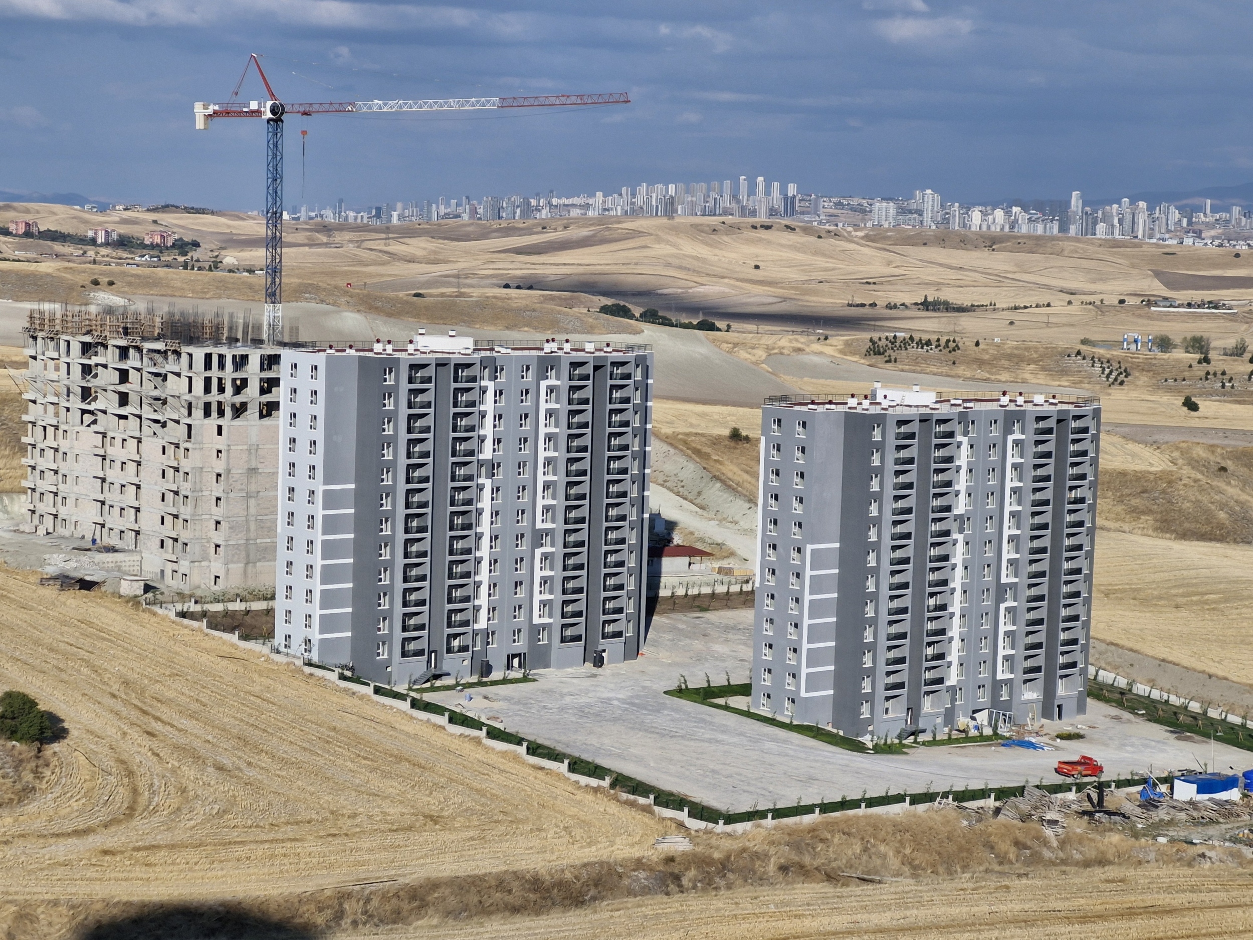 Új lakópark-fejlesztés Ankara külvárosában - fotó: Prof. Dr. Ali TÜREL