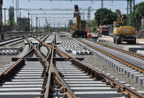 Az ország egyik legmodernebb vasútállomása épül Székesfehérváron