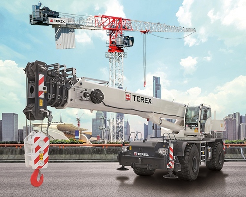 A Terex sincs az egekben