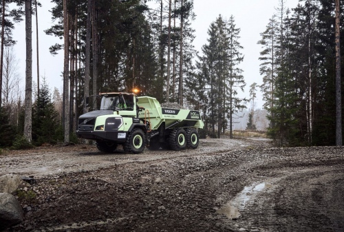 Hidrogénhajtású csuklósdömper-prototípust tesztel a VOLVO CE