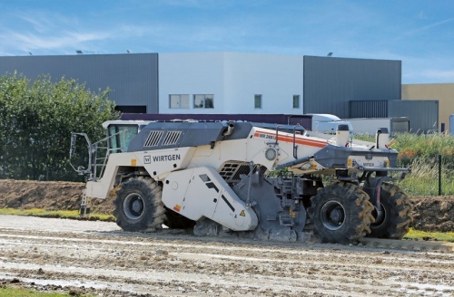 AutoTrac rendszer a Wirtgen WR-szériájához